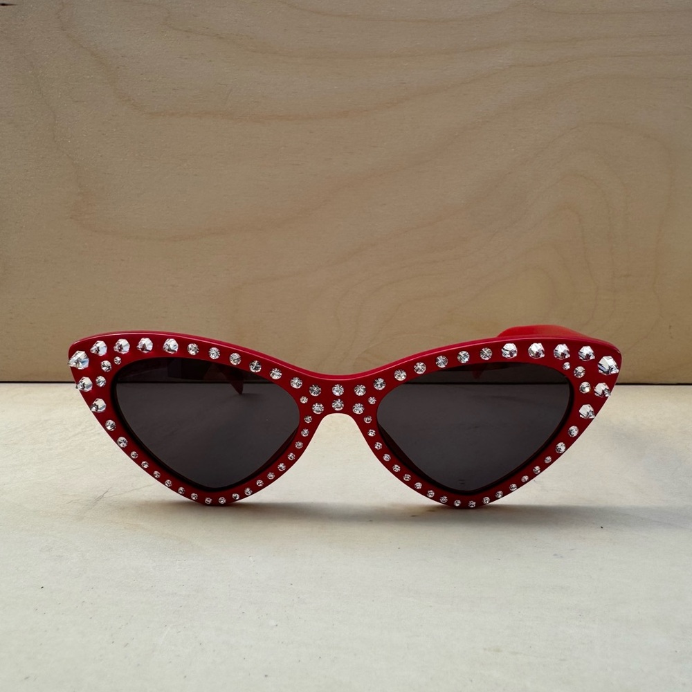 NEW Authentic Moschino Studded Cat Eye Sunglasses Red - Picture 4 of 8